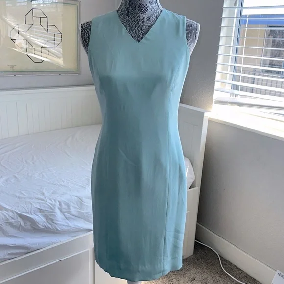 Jones New York Petite A-Line Short Sleeve Silk Ocean Blue Aqua Midi Dress Jones New York Petite A-Line Short Sleeve Silk Ocean Blue Aqua Midi Dress